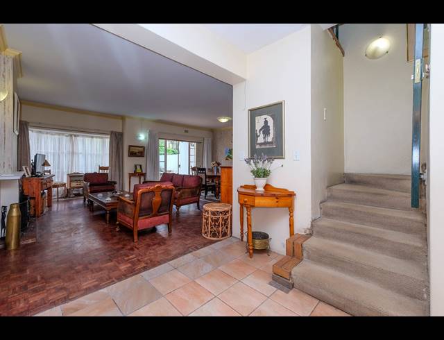 3 BEDROOM DUPLEX FOR SALE IN SANDOWN